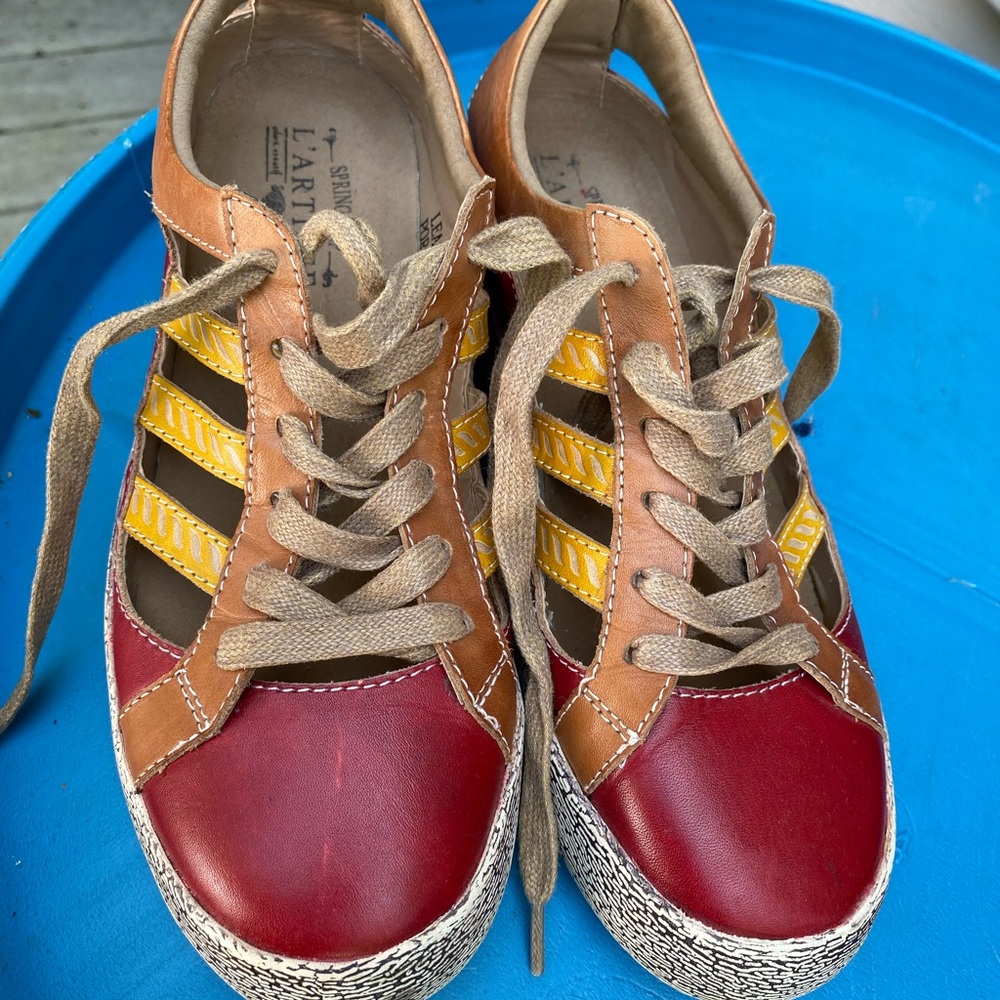 L’Artiste leather sneakers W 7.5 (EUR 37)
